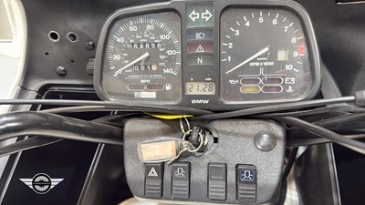 Lot 44 - 1992 BMW