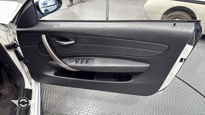 Lot 96 - 2009 BMW 120I SE