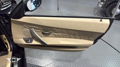 Lot 58 - 2004 BMW Z4 2.2I SE