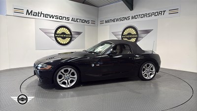 Lot 58 - 2004 BMW Z4 2.2I SE