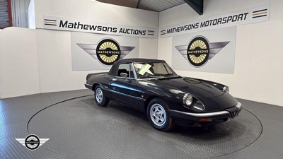 Lot 108 - 1989 ALFA ROMEO