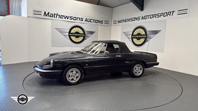 Lot 108 - 1989 ALFA ROMEO