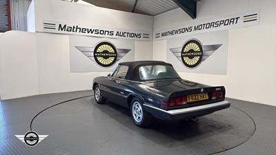 Lot 108 - 1989 ALFA ROMEO