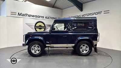 Lot 70 - 2003 LAND ROVER DEFENDER 90 TD5 COUNTY