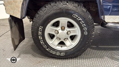 Lot 70 - 2003 LAND ROVER DEFENDER 90 TD5 COUNTY