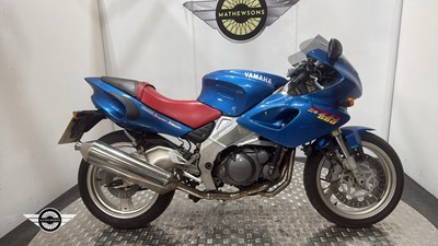 Lot 216 - 1997 YAMAHA SZR 660