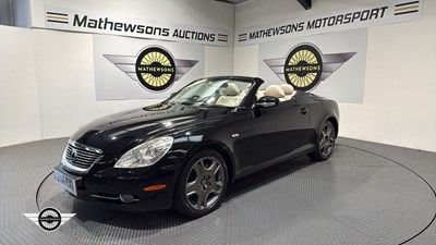 Lot 64 - 2006 LEXUS SC 430 AUTO