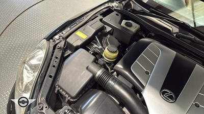 Lot 64 - 2006 LEXUS SC 430 AUTO