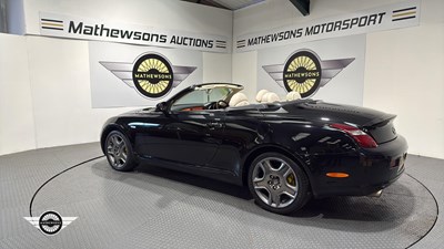 Lot 64 - 2006 LEXUS SC 430 AUTO