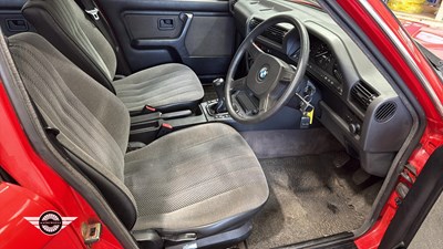 Lot 66 - 1990 BMW 320I SE