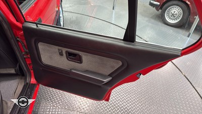 Lot 66 - 1990 BMW 320I SE