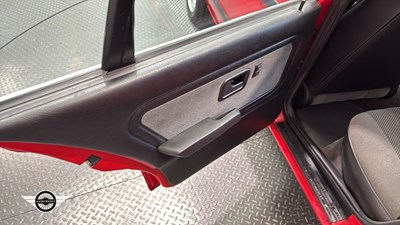 Lot 66 - 1990 BMW 320I SE