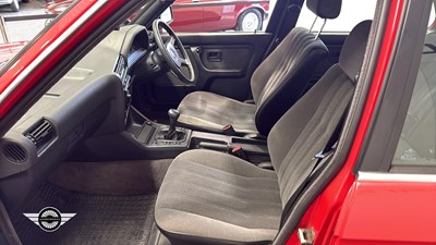 Lot 66 - 1990 BMW 320I SE