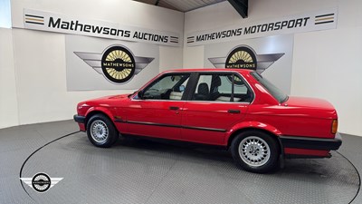 Lot 66 - 1990 BMW 320I SE