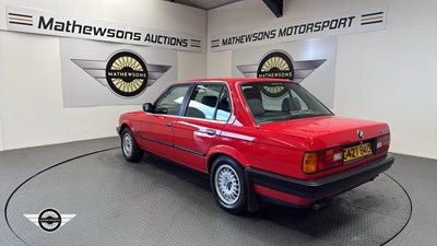 Lot 66 - 1990 BMW 320I SE