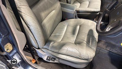 Lot 390 - 1985 FORD GRANADA GHIA X AUTO
