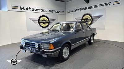 Lot 390 - 1985 FORD GRANADA GHIA X AUTO