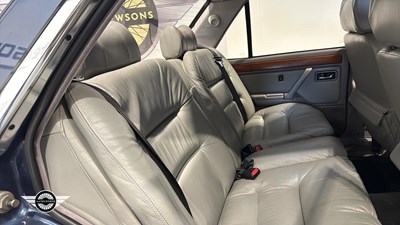 Lot 390 - 1985 FORD GRANADA GHIA X AUTO