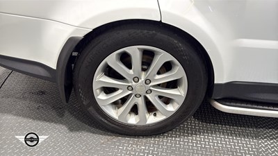 Lot 82 - 2010 LAND ROVER RANGE ROVER SP HSE TDV6 A