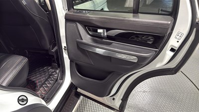 Lot 82 - 2010 LAND ROVER RANGE ROVER SP HSE TDV6 A