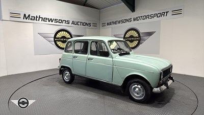 Lot 28 - 1981 RENAULT 4TL