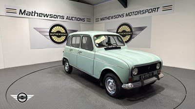 Lot 28 - 1981 RENAULT 4TL