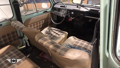 Lot 28 - 1981 RENAULT 4TL