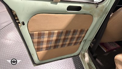 Lot 28 - 1981 RENAULT 4TL