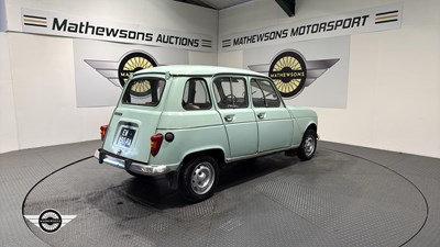 Lot 28 - 1981 RENAULT 4TL