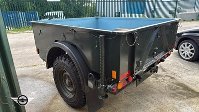 Lot 130 - PENMAN ENGINEERING EX-MILITARY TRAILER