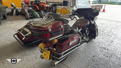 Lot 77 - 2001 HARLEY-DAVIDSON FLHTCUI
