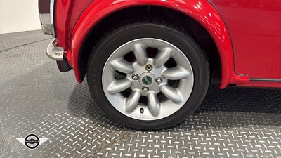 Lot 204 - 2000 ROVER MINI COOPER
