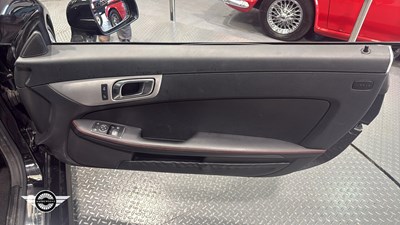 Lot 212 - 2012 MERCEDES-BENZ SLK250 AMG SPORT CDI BLUE