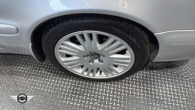 Lot 146 - 2005 VOLVO C70 T GT AUTO