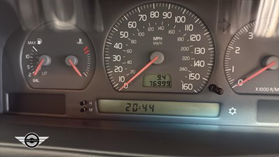 Lot 146 - 2005 VOLVO C70 T GT AUTO