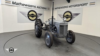 Lot 126 - 1952 FERGUSON TEF20
