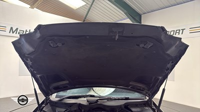 Lot 176 - 2003 MERCEDES CLK 240 AVANTGARDE