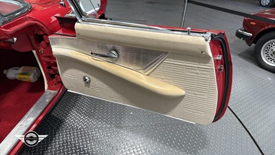 Lot 296 - 1957 FORD THUNDERBIRD