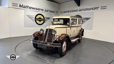 Lot 299 - 1931 RENAULT MODEL MONO 6 SALOON TYPE RY2