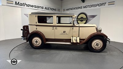 Lot 299 - 1931 RENAULT MODEL MONO 6 SALOON TYPE RY2
