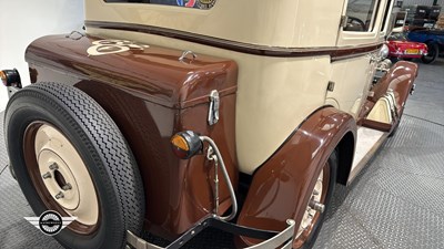 Lot 299 - 1931 RENAULT MODEL MONO 6 SALOON TYPE RY2
