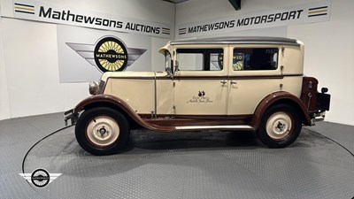Lot 299 - 1931 RENAULT MODEL MONO 6 SALOON TYPE RY2