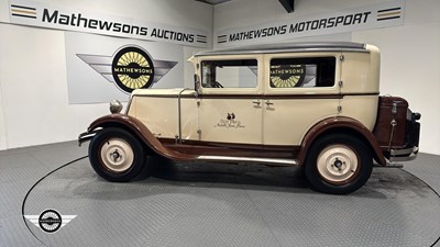 Lot 299 - 1931 RENAULT MODEL MONO 6 SALOON TYPE RY2