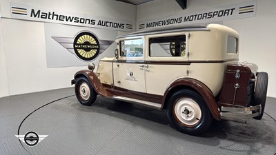 Lot 299 - 1931 RENAULT MODEL MONO 6 SALOON TYPE RY2