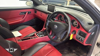 Lot 322 - 2001 MERCEDES 320 SLK V6