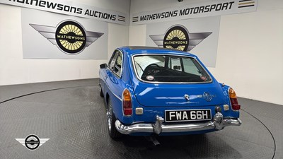 Lot 362 - 1970 MG C GT