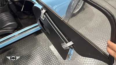Lot 364 - 1960 TRIUMPH TR3