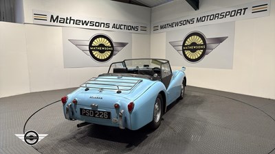 Lot 364 - 1960 TRIUMPH TR3