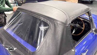 Lot 374 - 1963 SUNBEAM ALPINE SERIES 3