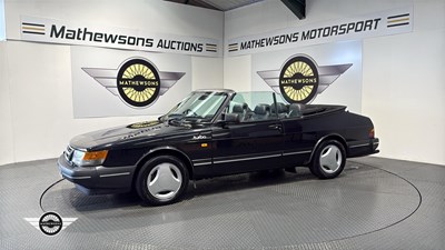Lot 386 - 1989 SAAB 900 T 16 CONVERTIBLE A